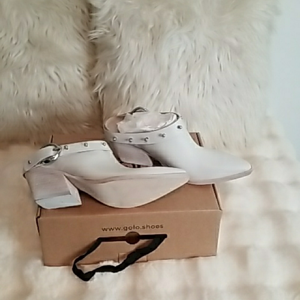 Chic White Cowgirl Mules with Silver Details
